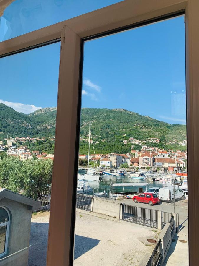Villa Nela Tivat Eksteriør billede