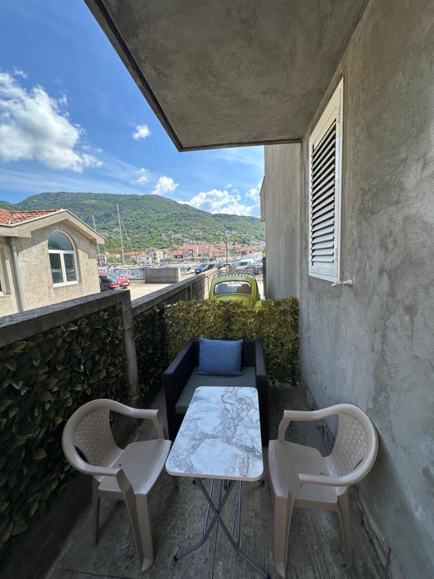 Villa Nela Tivat Eksteriør billede