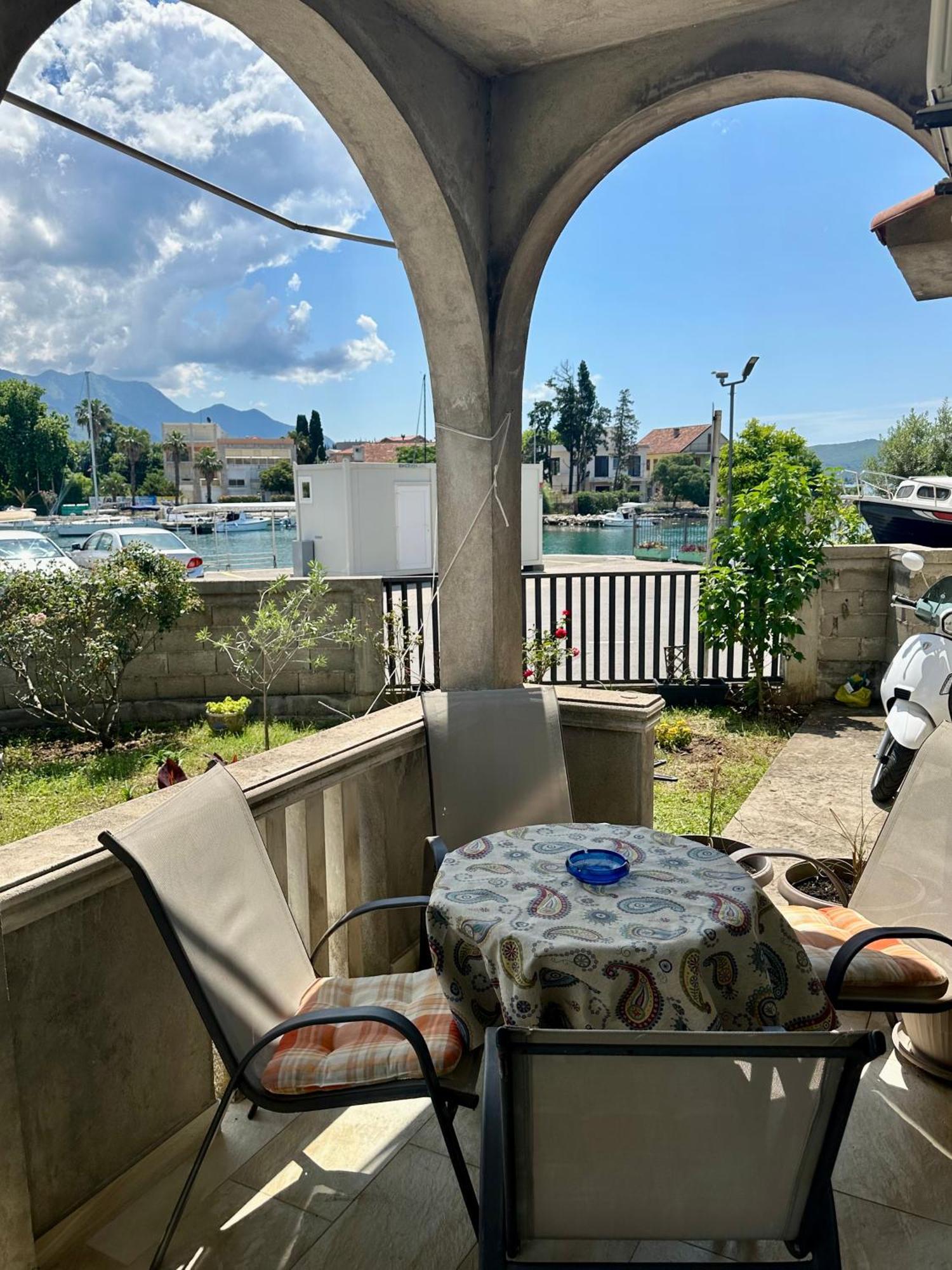 Villa Nela Tivat Eksteriør billede