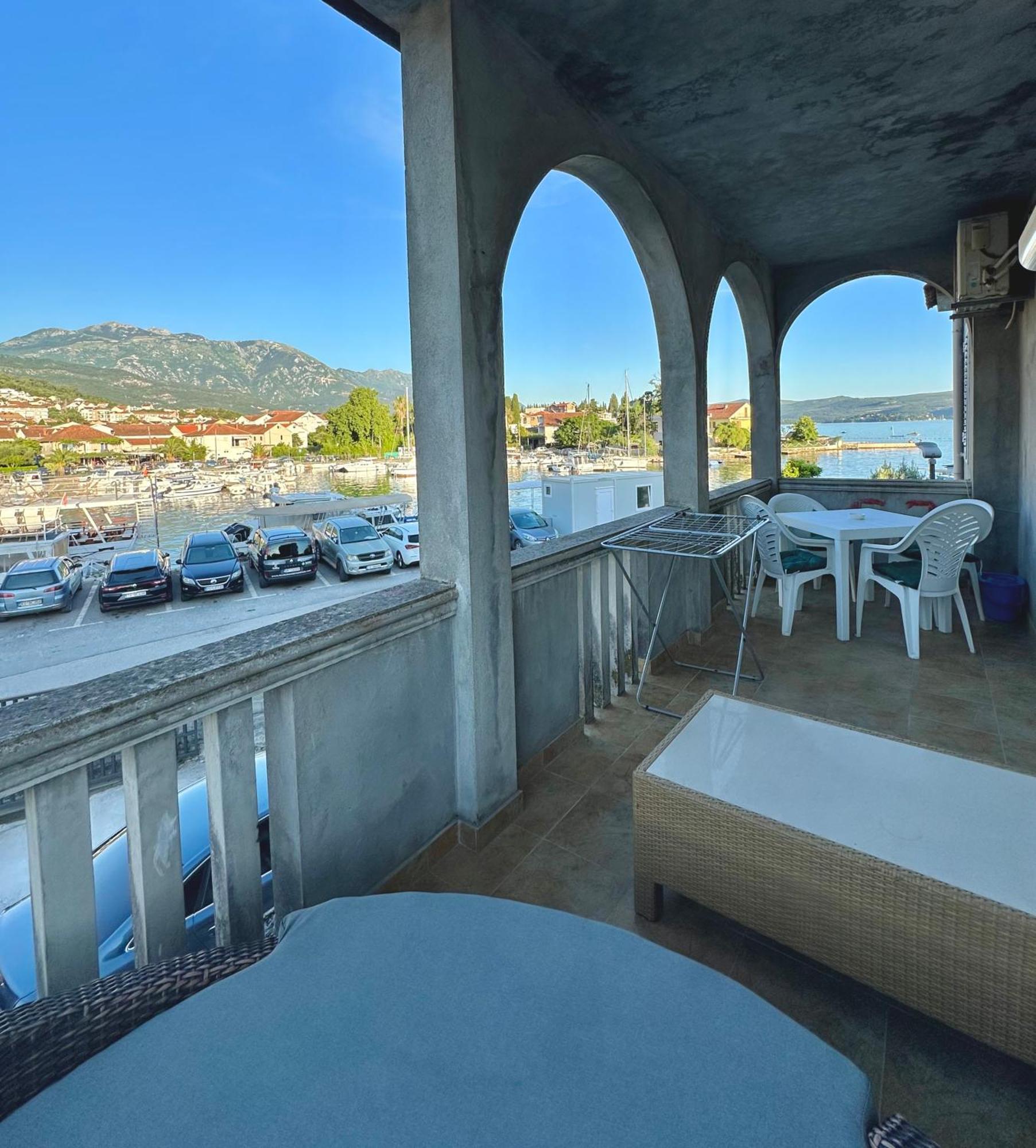 Villa Nela Tivat Eksteriør billede