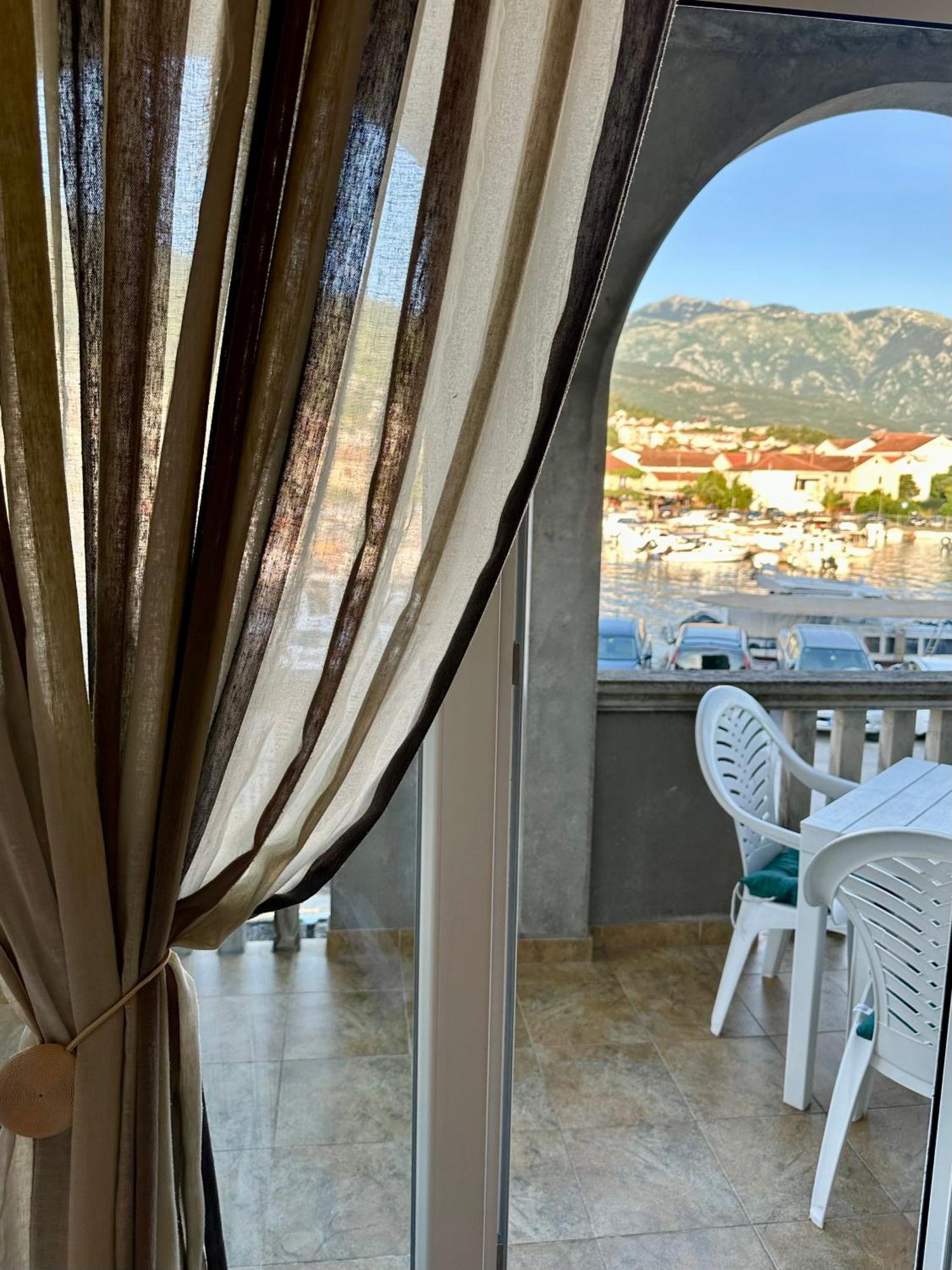 Villa Nela Tivat Eksteriør billede