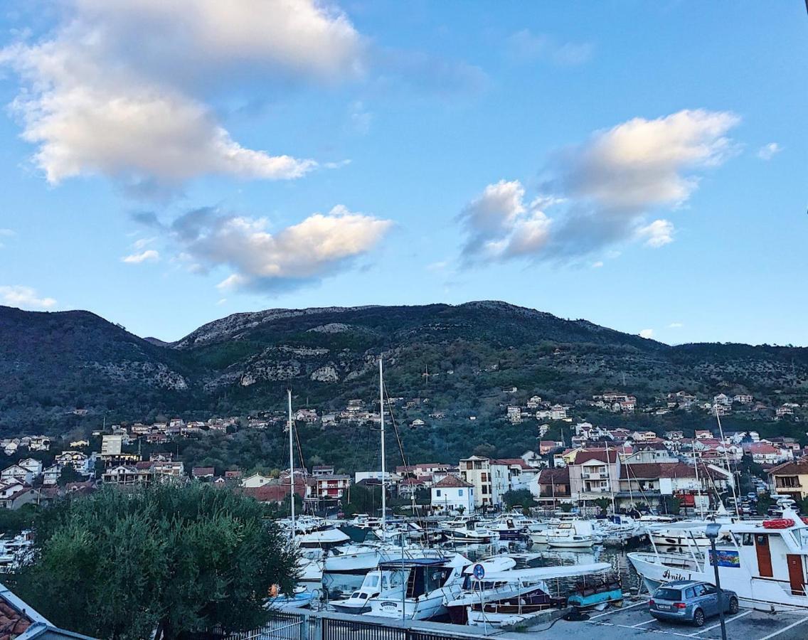Villa Nela Tivat Eksteriør billede